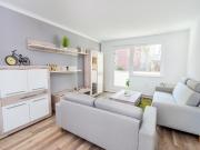 3 Raum Wohnung mit Wanne, Aufzug und Balkon