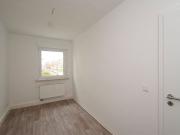 3 Raum Wohnung Moskauer Straße 38