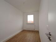 3 Raum Wohnung Paul Suhr Straße 85a