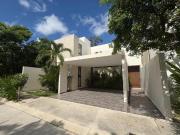 3 recámaras con jardín y amenidades de primer nivel