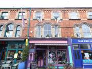 3 room apartment to let in Lark Lane, Liverpool, L17 8UW