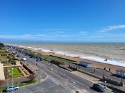 3 room apartment to let in West Parade, Worthing, BN11