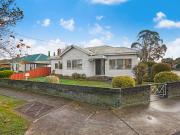 3 room house to let in 527 York Street, Ballarat East