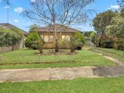 3 room house to let in 8 Clarkson Street, Sebastopol