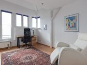 3 room penthouse, light flooded and very spacious,...