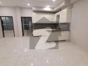 3 Side Corner 4 Bed DD Electric Gas Water Top Floor...