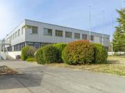 3 STÖCKIGES MULTIFUNKTIONSGEBÄUDE IN MEYRIN