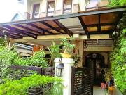 3 Storey 3 Bedroom Duplex with 2 Car Garage and Garden...