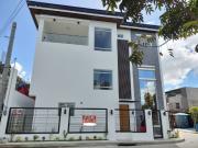 3 Storey 7 Bedroom House and Lot For Sale in Greenwoods...