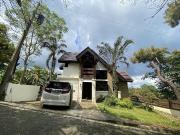 3 Storey cottage style house and lot in Canyon Woods...
