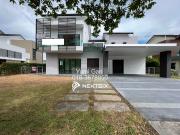 3 Storey Coutyard House Modern Design & Seclusion...