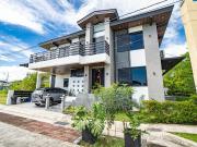 3 Storey House and Lot for Sale in Laguna at Solen...