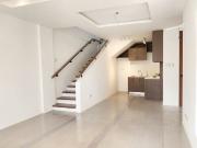 3 Storey House and Lot w/ Entertainment Area For Sale...