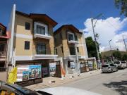 3 Storey Modern Designed House with 4 Bedrooms and 2 Car...