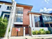 3 Storey Semi Furnished House and Lot in Greenwoods...