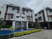 3 Storey Townhouse for sale in EDSA Muñoz Congressional...