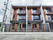 3 Storey Townhouse For Sale In Vermont Park Village,...