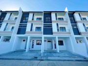 3 Storey Townhouse Pre selling in Talamban Cebu