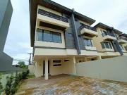 3 Storey Townhouse Unit for Sale in Greenfields, San...