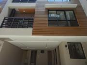3 Storey Townhouse w/ 4 BR For Sale in Teachers Village...