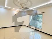 3 Units Brand New Triple Storey 9 Bedrooms House...