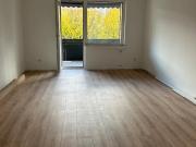 3 Zi. Wohnung mit Balkon, Erstbezug nach Sanierung