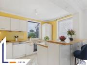 3 Zimmer 82 m² 357.000 € Kaufpreis Wohnungen in Kiel 3 Zimmer 82 m² 357.000 € Kaufpreis Wohnungen in Kiel