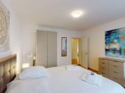 3 Zimmer, 83 m², 1. Stock