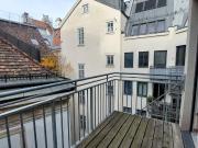 3 Zimmer Altbaujuwel mit Balkon – generalsaniert!...