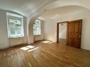 3 Zimmer Altbauohnung mit separater Küche und 138 m²...