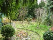 3 Zimmer Wohnung mit 170 m² Eigengarten – zentrumsnah in...