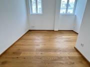 3 Zimmer Dachgeschoßtraum mit Einbauküche in bester Lage...