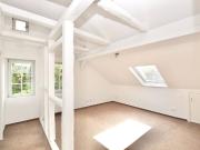 3 Zimmer Dachgeschosswohnung im Nerotal