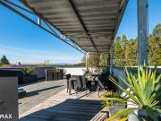 3 Zimmer Dachterrassentraum inklusive 2 Carports