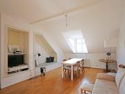 3 Zimmer DG Wohnung in Jahrhundertwendehaus mit...