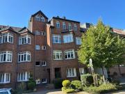 3 Zimmer DG Wohnung mit Balkon & Blick in den Garten