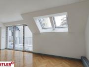 3 Zimmer DG Wohntraum mit Balkon Nähe Kutschkermarkt