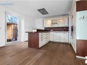 3 ZIMMER EG WOHNUNG MIT TERRASSE UND AUSSENSTELLPLATZ