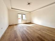 3 Zimmer Erdgeschoßwohnung mit Balkon & Garage!