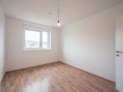 3 Zimmer Erstbezugswohnung mit Balkon, 2 KFZ...