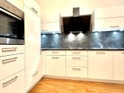 3 Zimmer Gartenwohnung mit 2 Terrassen und 2 KFZ...