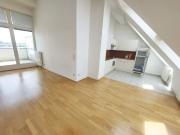 3 Zimmer Maisonette mit Dachterrasse direkt beim Enkplatz