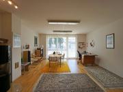 3 Zimmer Mietwohnung mit Eigengarten und PKW Stellplatz...