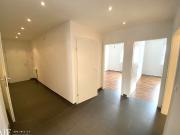 3 Zimmer mit Pool, Klimaanlage, Fitnessbereich, Concierge