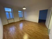 3 ZIMMER WOHNUNG 3er WG MIT GARTENMITBENÜTZUNG U6...