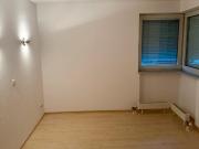 3 Zimmer Wohnung, Balkon,EBK+2Duplex Stellplätze