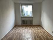 3 Zimmer Wohnung im Hinterhaus in Hamburg Lokstedt...