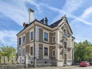 3 Zimmer Wohnung in einem prächtigen Herrenhaus