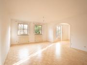 3 Zimmer Wohnung mit Balkon