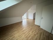 3 Zimmer Wohnung mit Balkon in der Steinfeldgasse!...